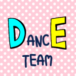 ピンク色の水玉模様にポップな文字「DANCETEAM」のロゴあり