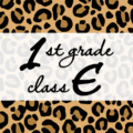 クールでかっこいいヒョウ柄に「1stgrade classE」のロゴあり