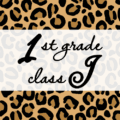 クールでかっこいいヒョウ柄に「1stgrade classJ」のロゴあり