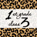 クールでかっこいいヒョウ柄に「1stgrade classろ」のロゴあり