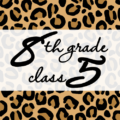 クールでかっこいいヒョウ柄に「8thgrade class5」のロゴあり